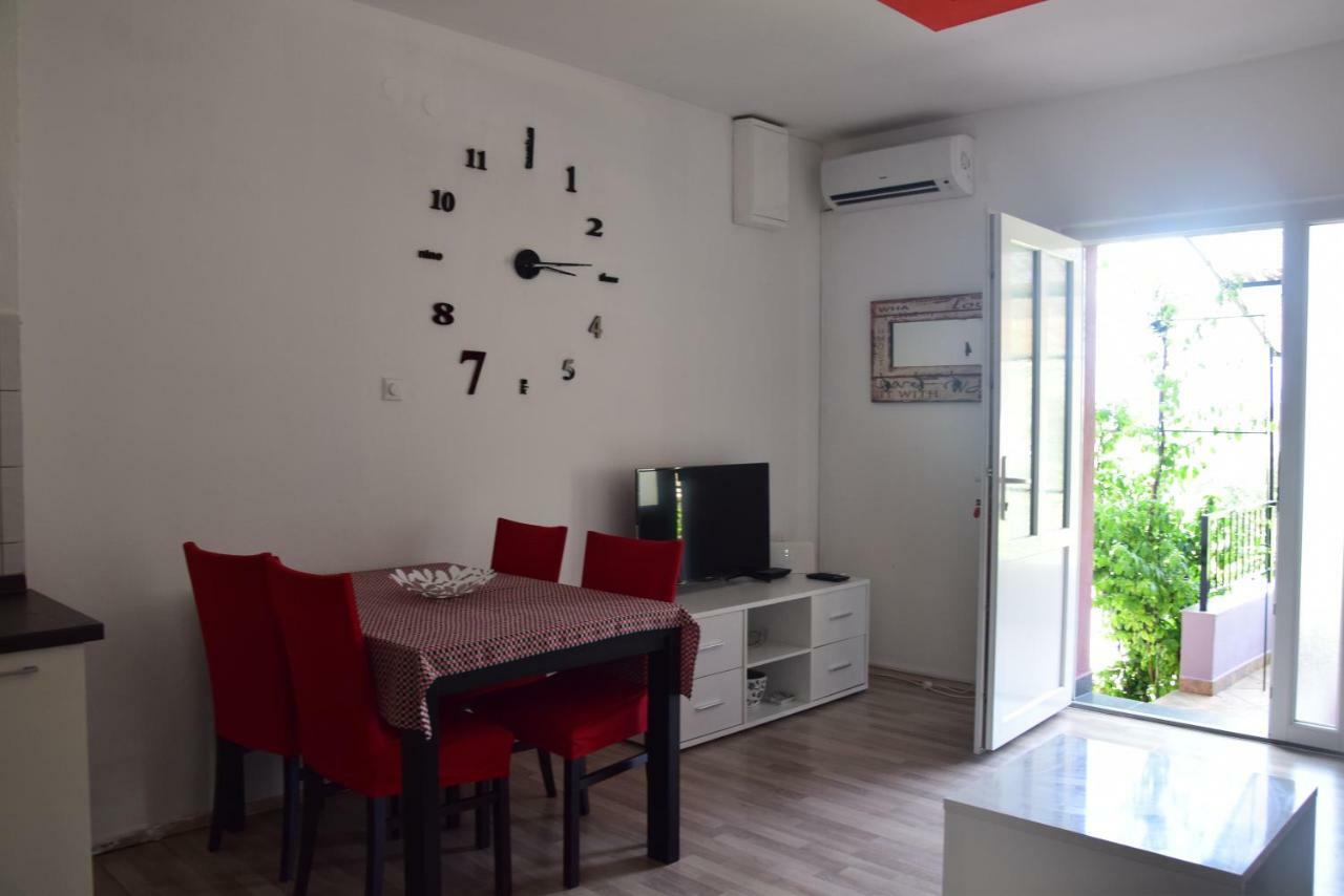 Apartman Ana Apartment Sali Exterior foto