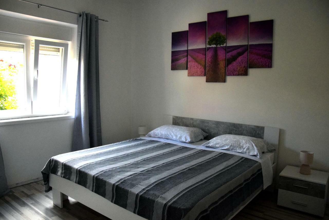 Apartman Ana Apartment Sali Exterior foto