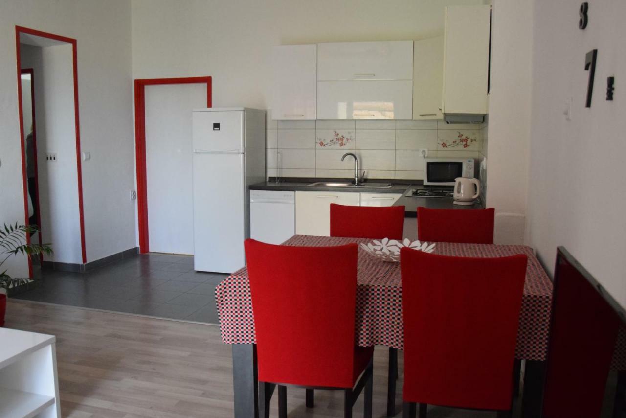 Apartman Ana Apartment Sali Exterior foto