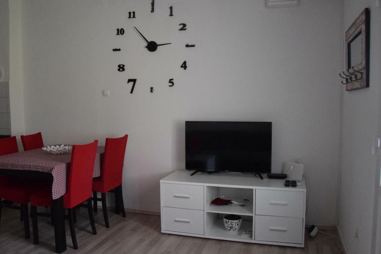 Apartman Ana Apartment Sali Exterior foto