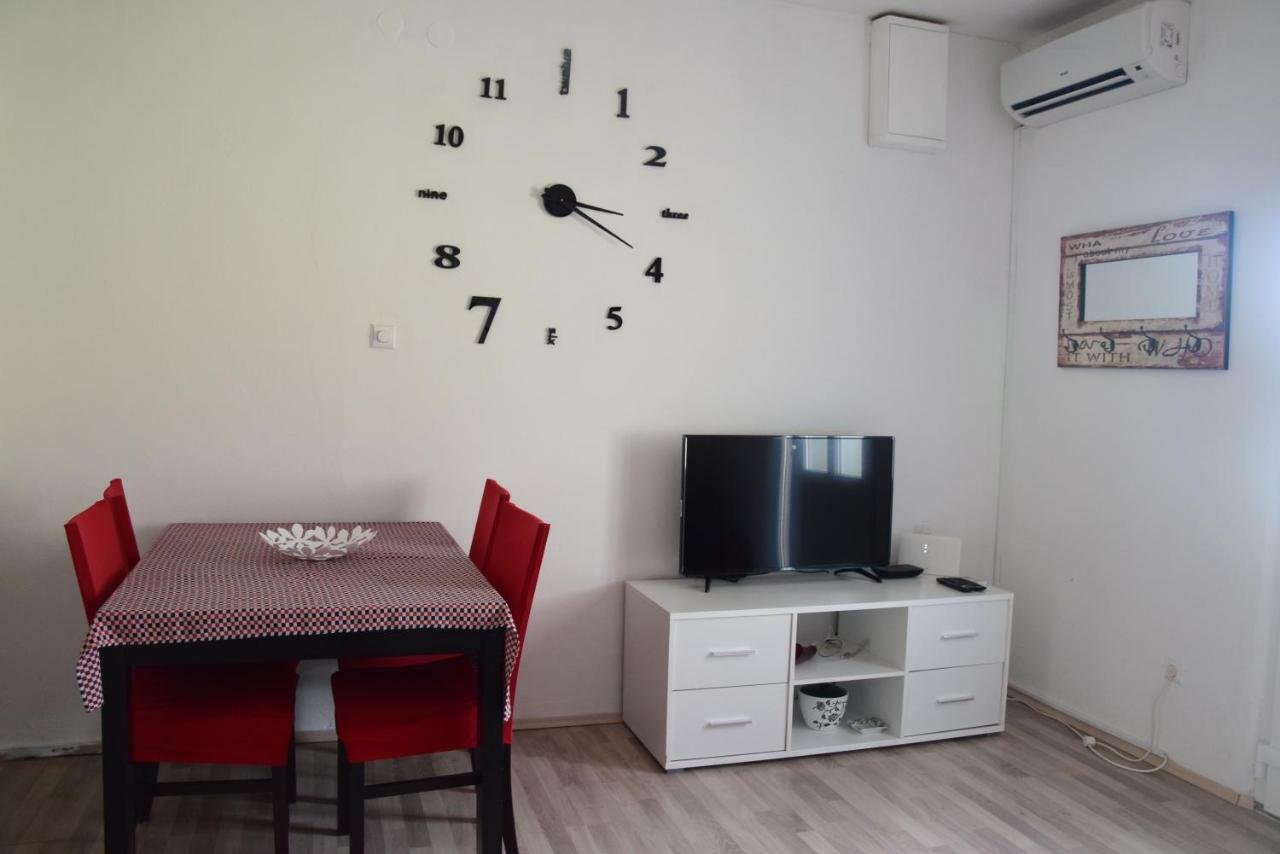 Apartman Ana Apartment Sali Exterior foto